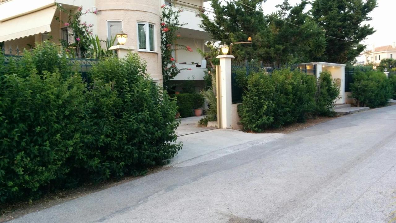 Lovely 2-Bedroom Apartment At Greek Riviera Vári Zewnętrze zdjęcie